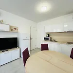 Horizon 25 'б' Apartman Szveti Vlasz