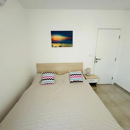 Horizon 25 'б' アパート